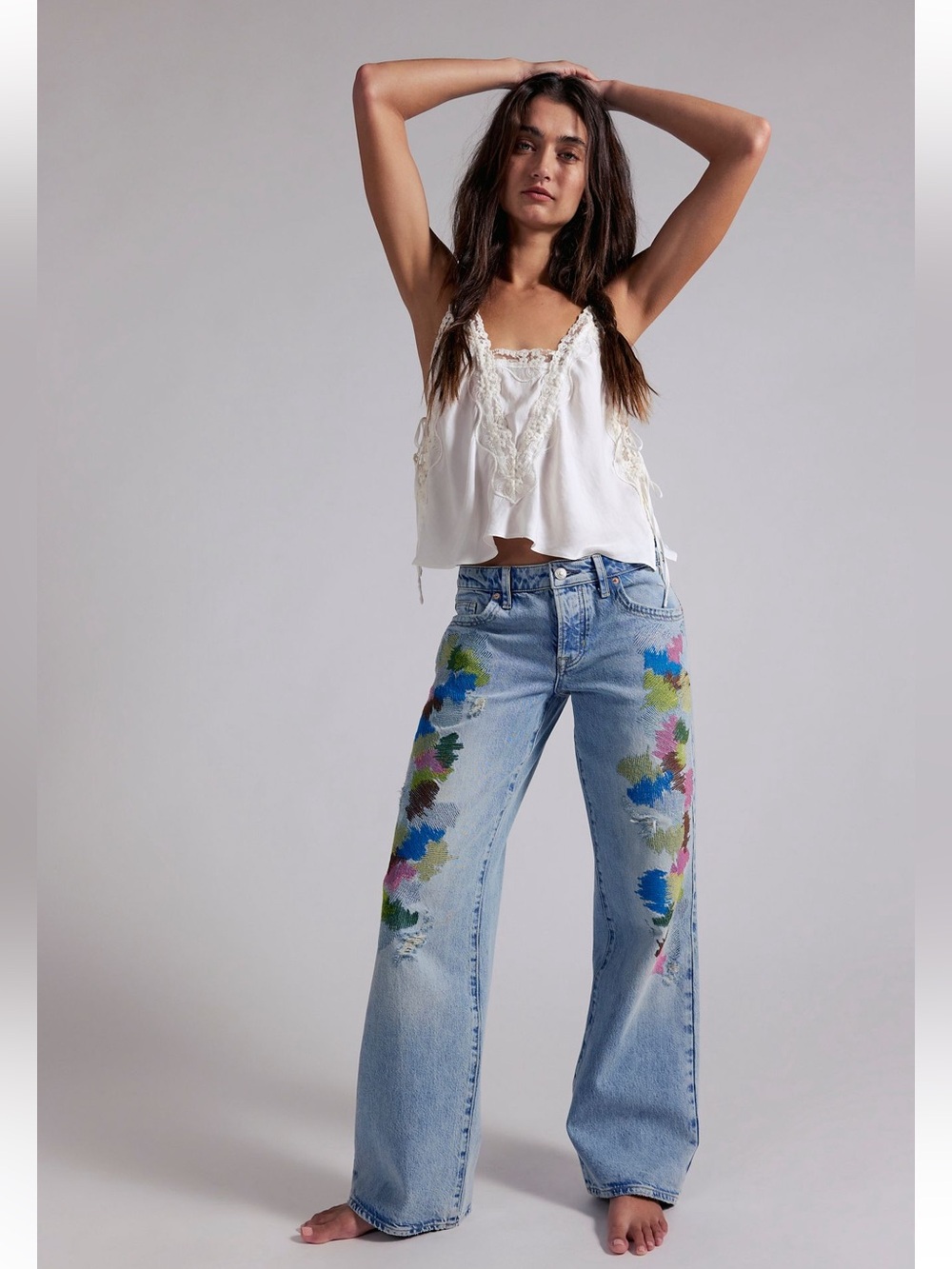 NWT FREE PEOPLE WE THE FREE TENNESSEE LOW RISE EMBROIDERED BOYFRIEND JEANS 🔥